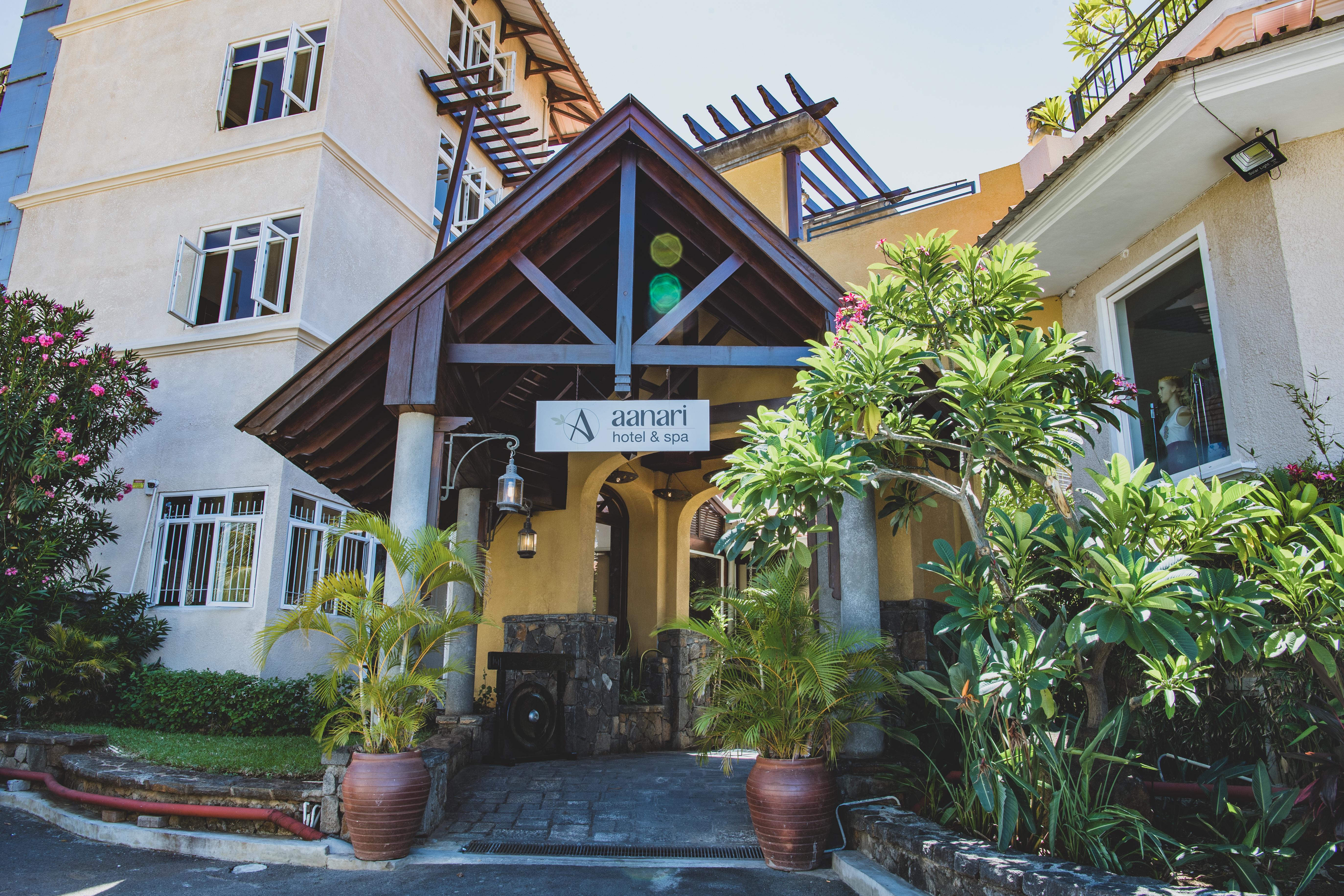 Aanari Hotel & Spa Flic en Flac Exterior photo